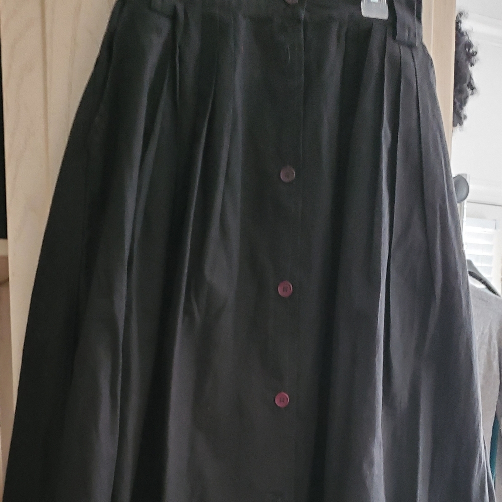 Black Skirt